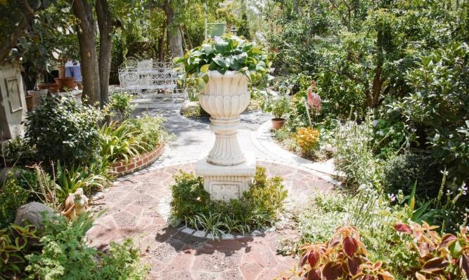 济南庭院设计怡乐花园丨浪漫田园—世贸·玲珑台